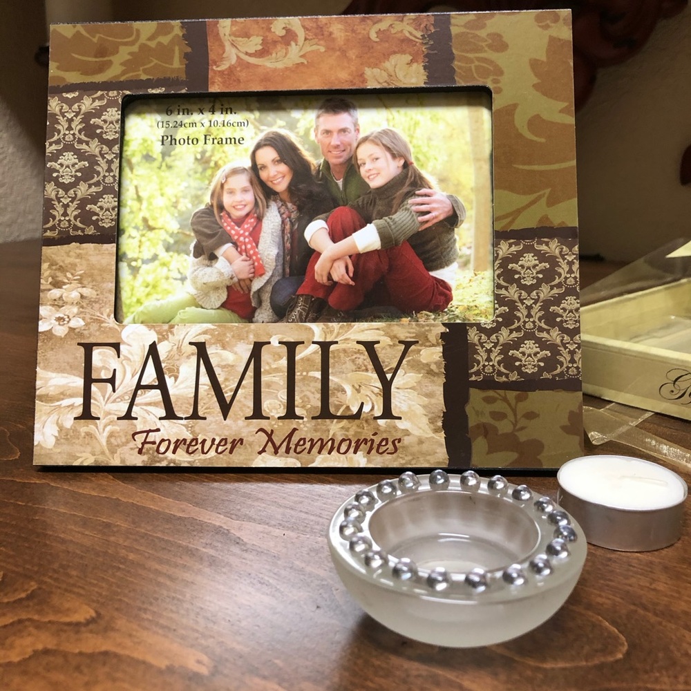 Picture Frame - Picture 4 of 6